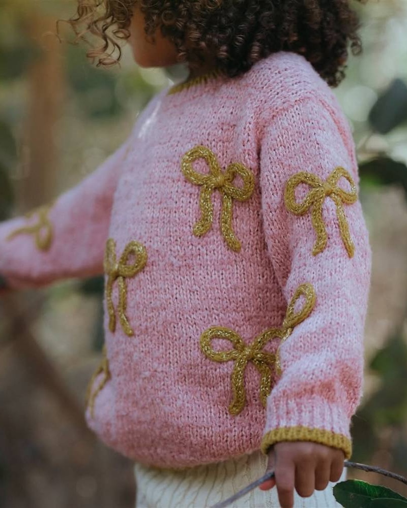 kid's knitwear